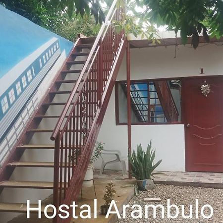 וילה-וייחה Hostal Arambulo מראה חיצוני תמונה