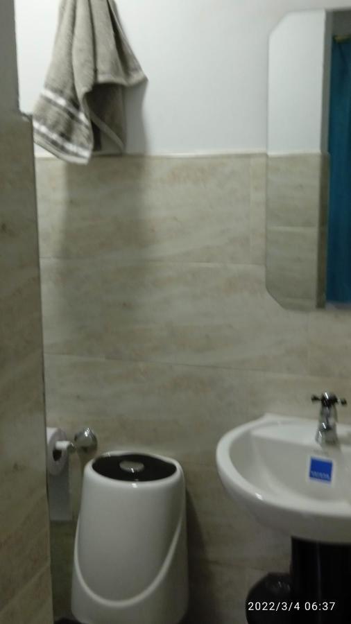 וילה-וייחה Hostal Arambulo מראה חיצוני תמונה