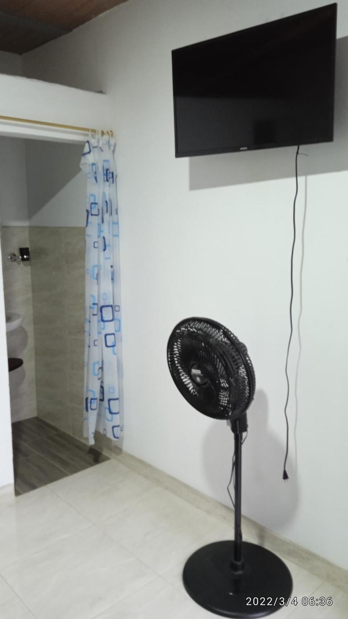 וילה-וייחה Hostal Arambulo מראה חיצוני תמונה